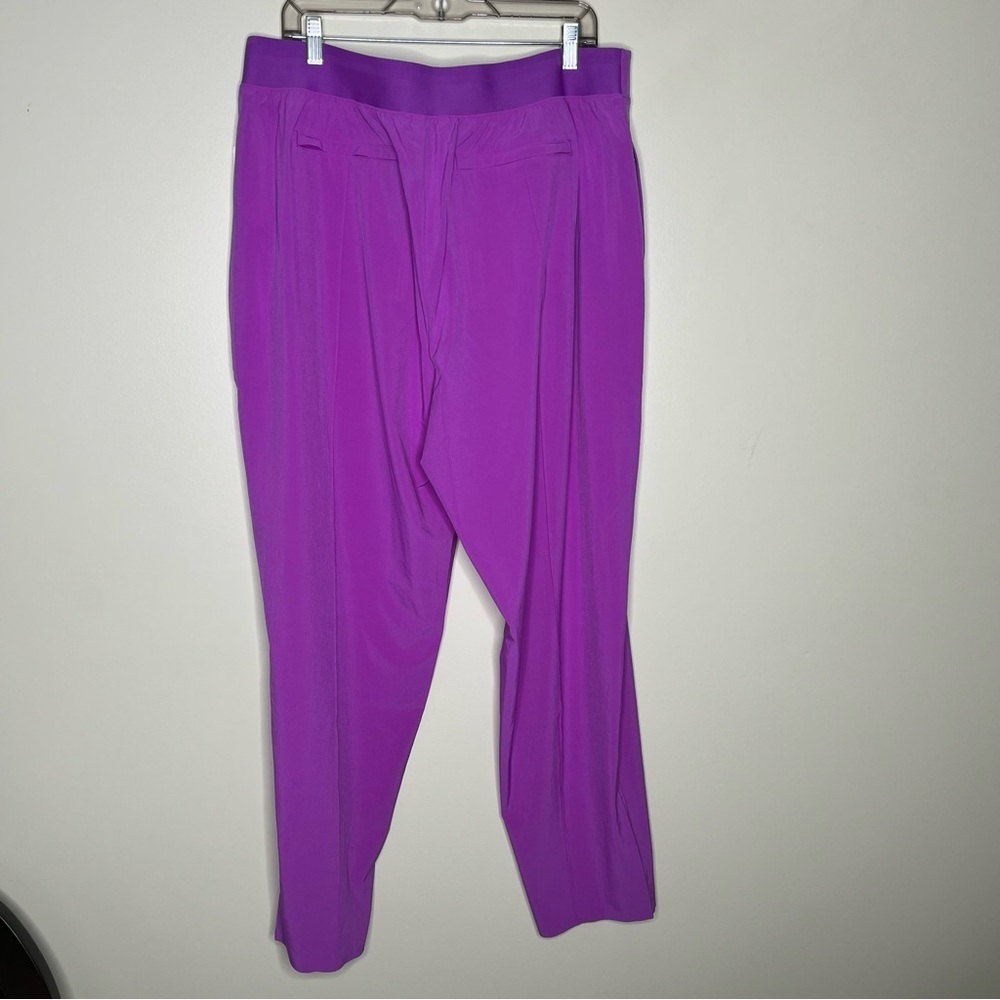 NWT Athleta Vienna Slim Pull On Purple Activewear Pants Size 18 - Picture 13 of 13